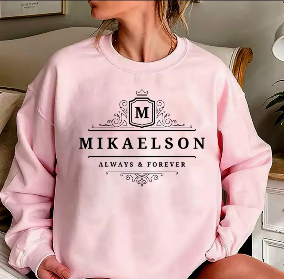 M sweatshirt