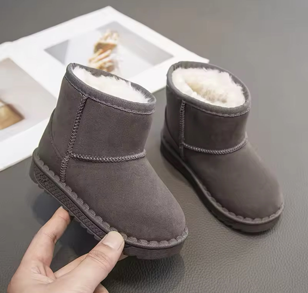 Kids warm boots