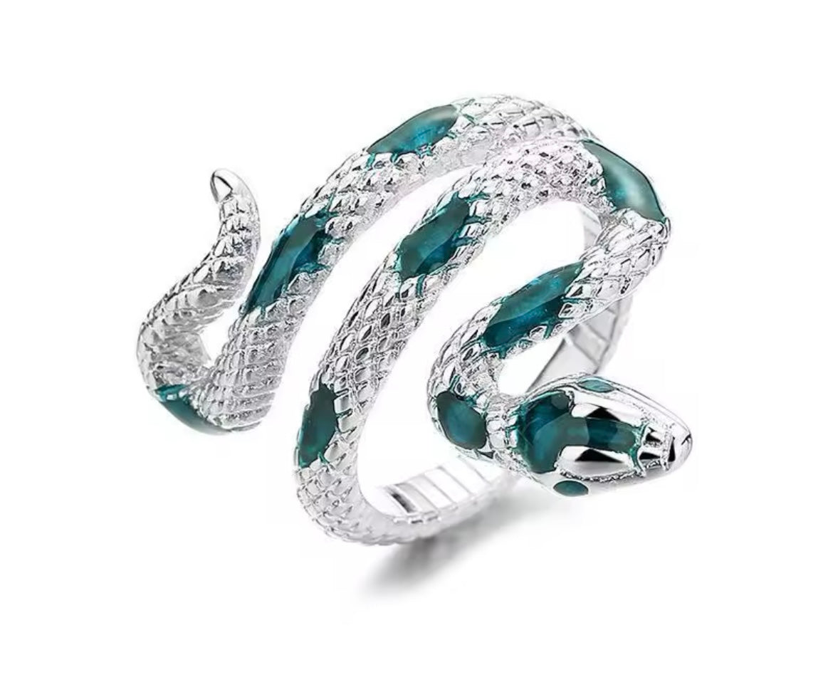 Snake ring- Adjustable