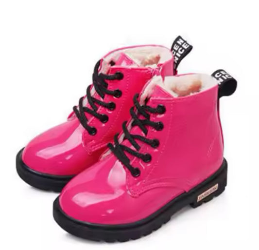 Kids fluffy lined boots